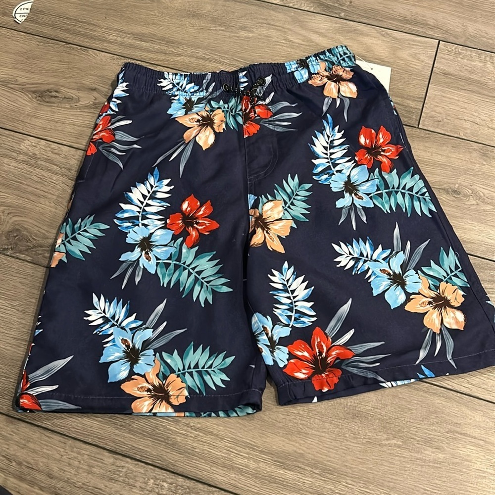 NWT Rumors swimming shorts size S